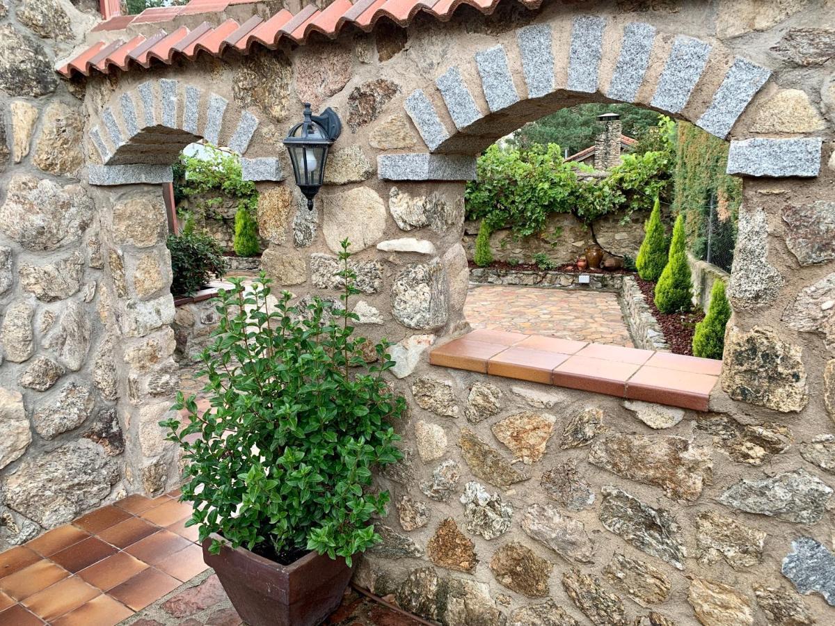 La Casita De Las Hortensias Ortigosa del Monte Exterior photo
