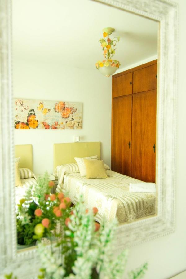 La Casita De Las Hortensias Ortigosa del Monte Exterior photo